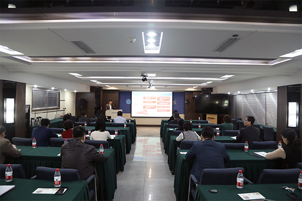 全國人大代表、沈陽分院院長韓恩厚傳達(dá)十三屆全國人大四次會(huì)議精神